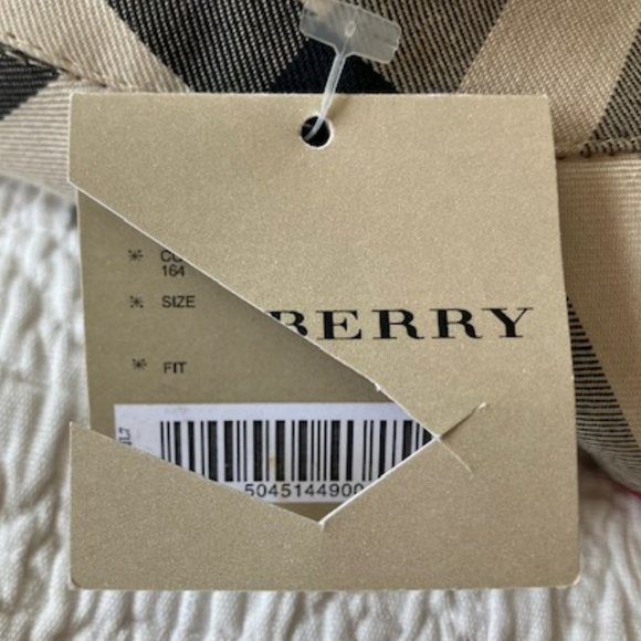 Burberry Reversible Bucket Hat NWT main image 5